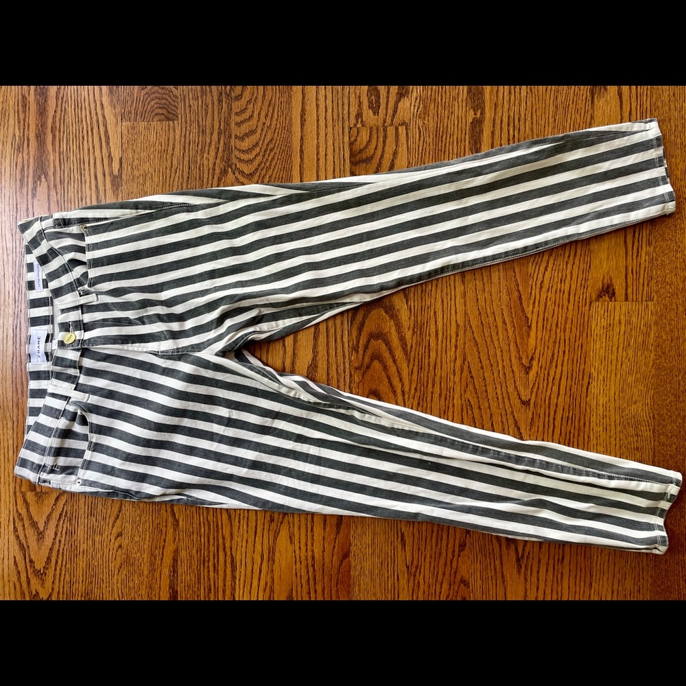 Frame Black and White Jeans size 29